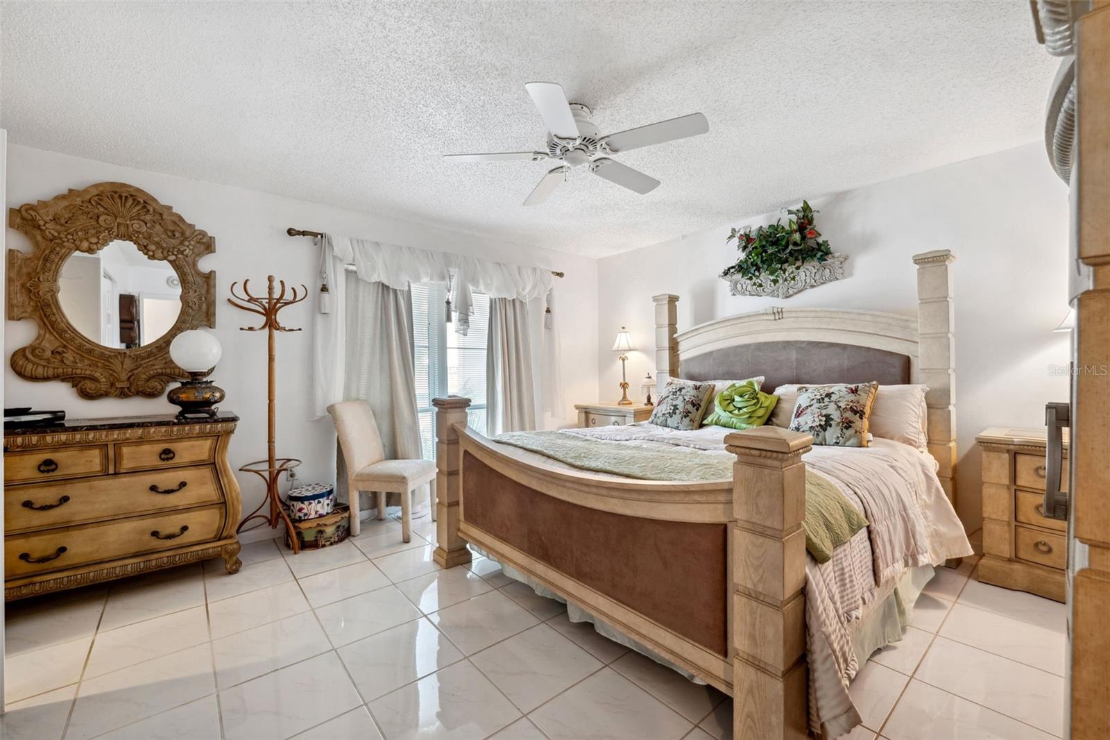 345 MEDALLION BLVD #C, MADEIRA BEACH, FL, 33708