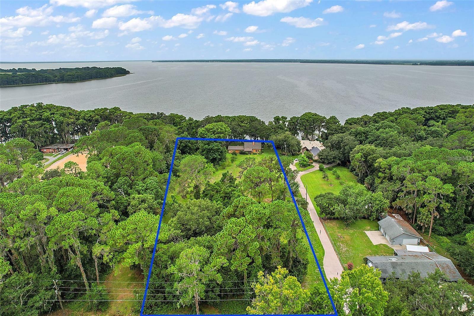 31035 COVE RD, TAVARES, FL, 32778
