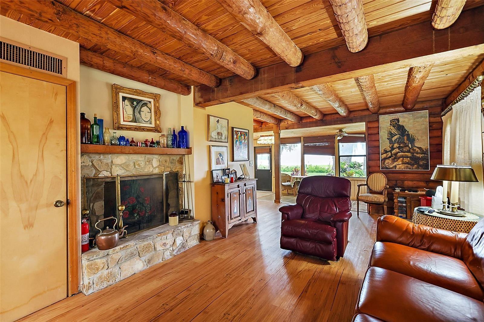 31035 COVE RD, TAVARES, FL, 32778