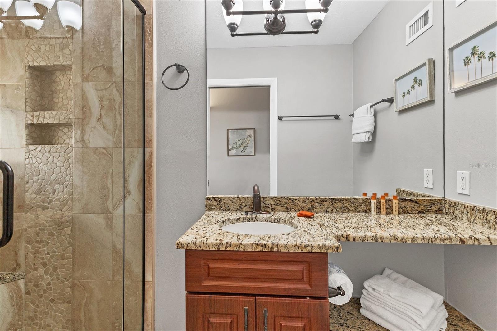 4621 GULF OF MEXICO DR #D10, LONGBOAT KEY, FL, 34228