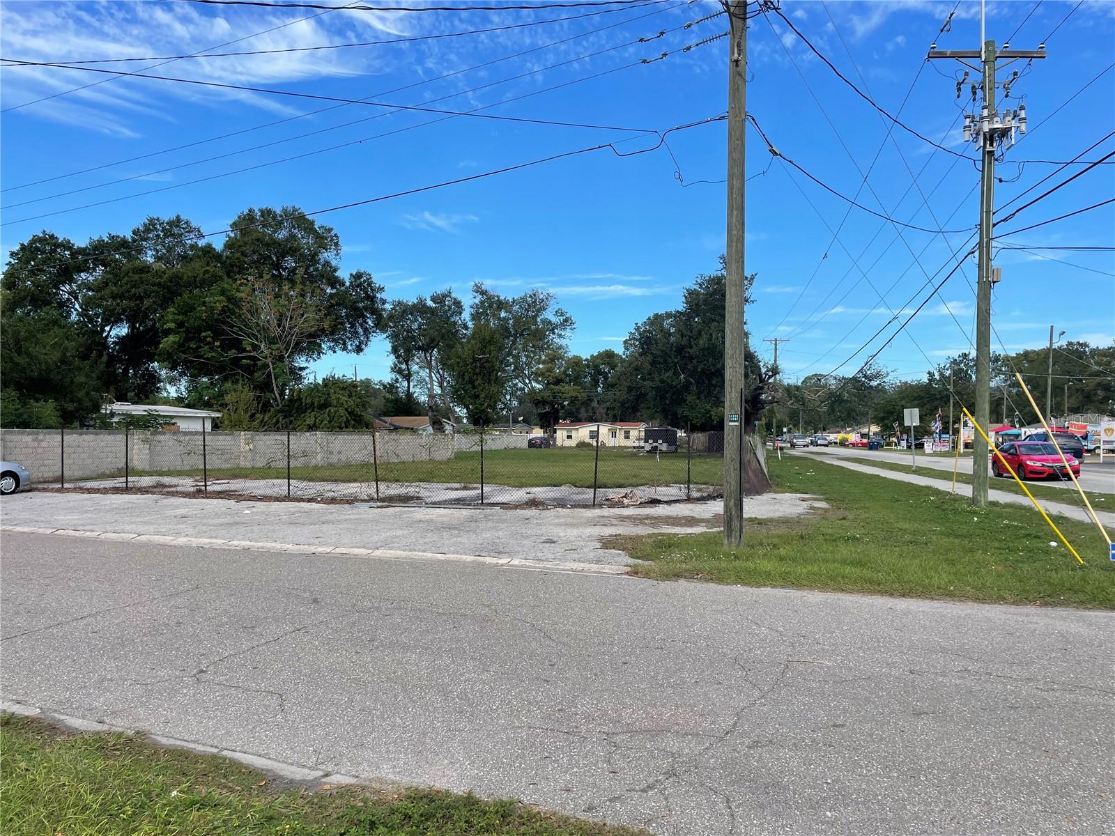 2502 W HAMILTON AVE, TAMPA, FL, 33614