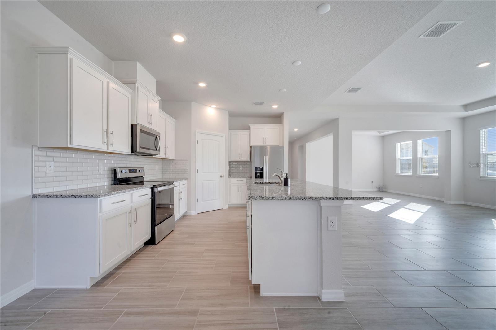 348 CONWAY AVENUE, SAINT CLOUD, FL, 34771