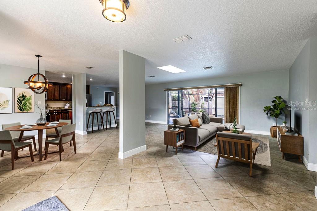 1001 MICHELLE CT, TAVARES, FL, 32778