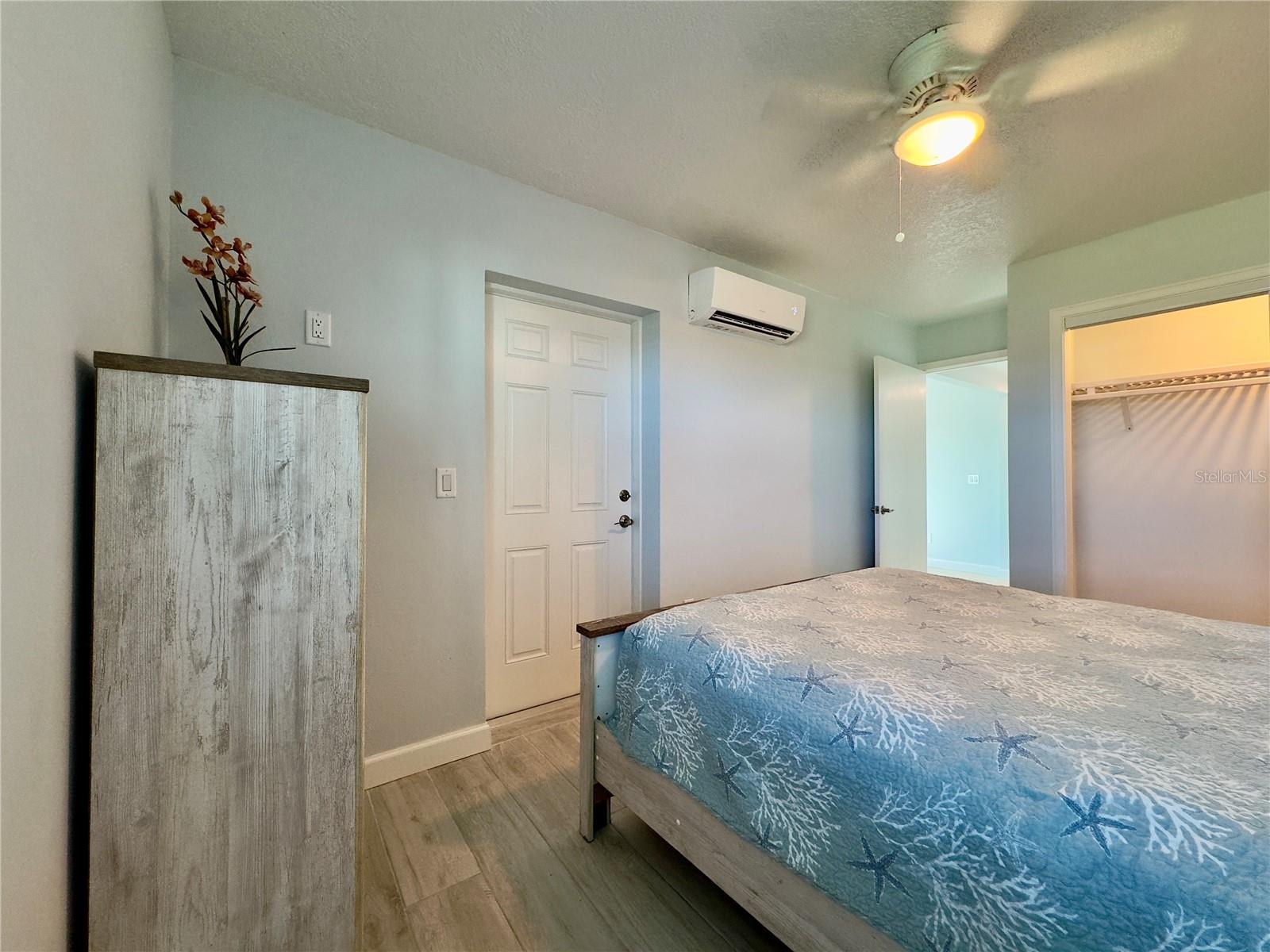 1541 N OCEAN SHORE BLVD #B, FLAGLER BEACH, FL, 32136