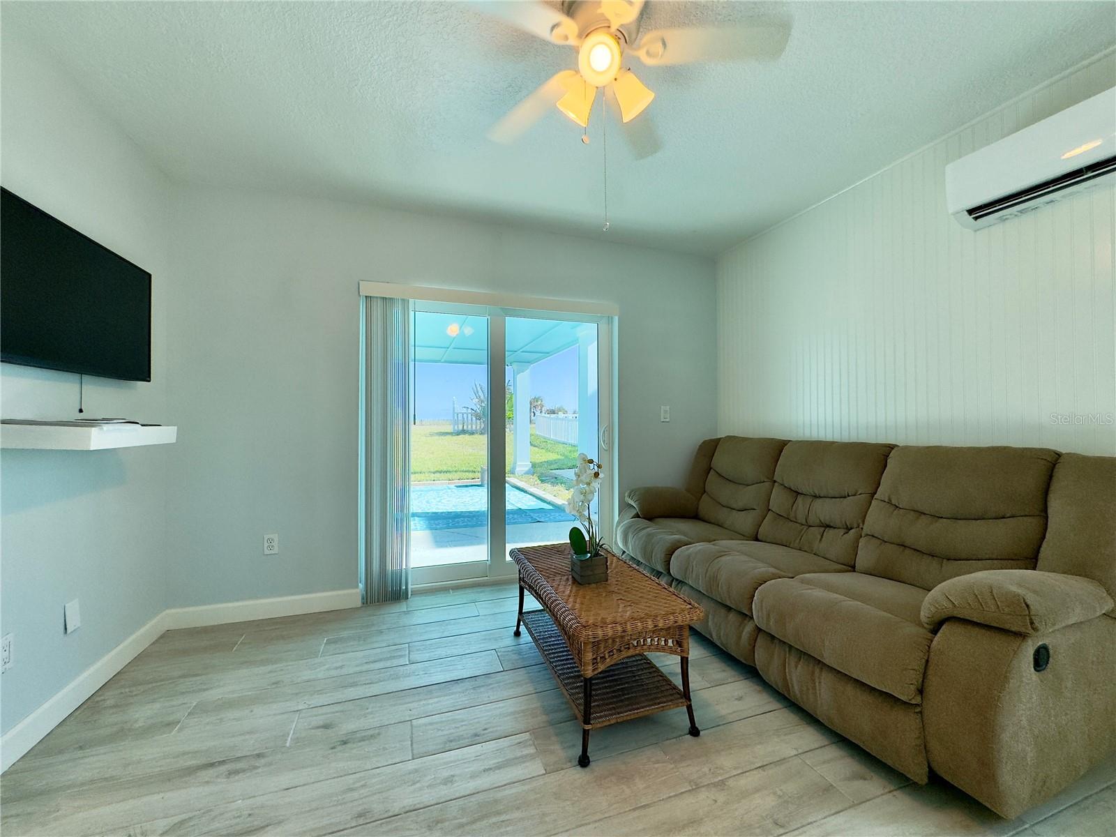 1541 N OCEAN SHORE BLVD #B, FLAGLER BEACH, FL, 32136