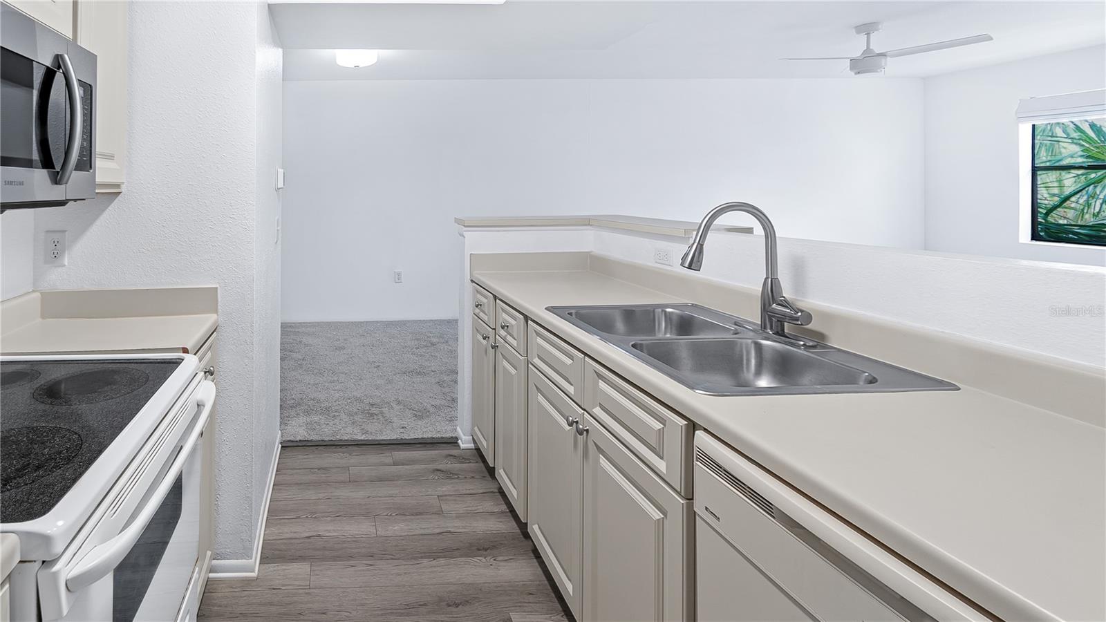 3032 PARKWAY BLVD #302, KISSIMMEE, FL, 34747