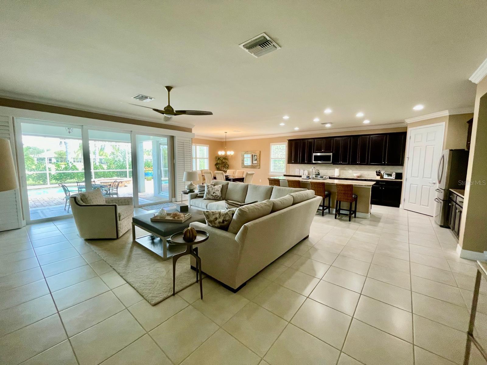 8542 VERONAWALK CIR, NAPLES, FL, 34114