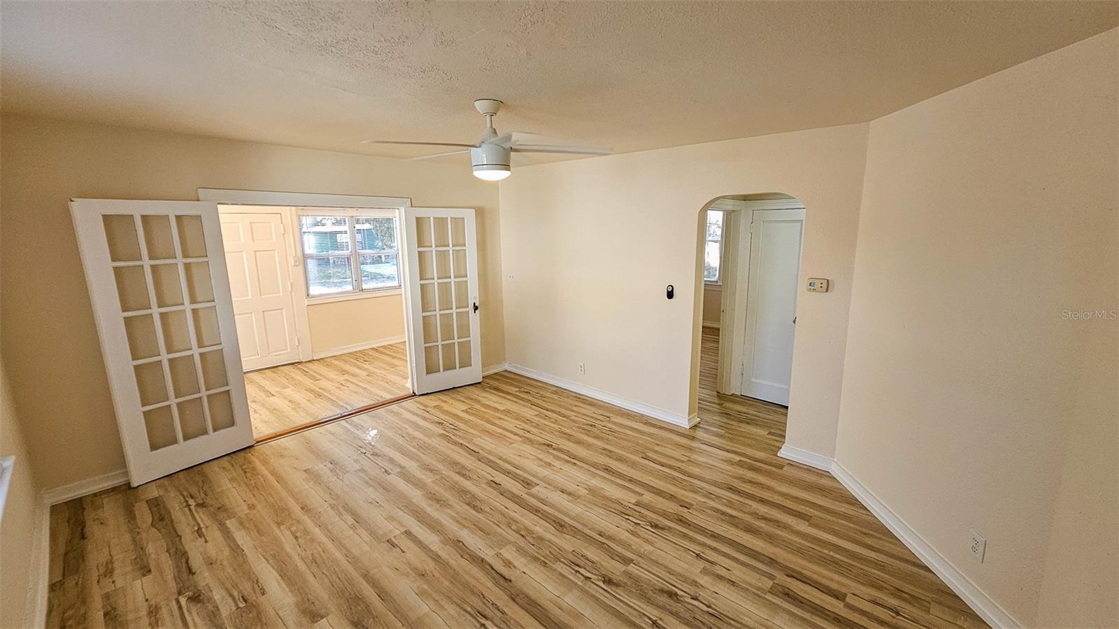 617 NEWTON AVE S, ST PETERSBURG, FL, 33701