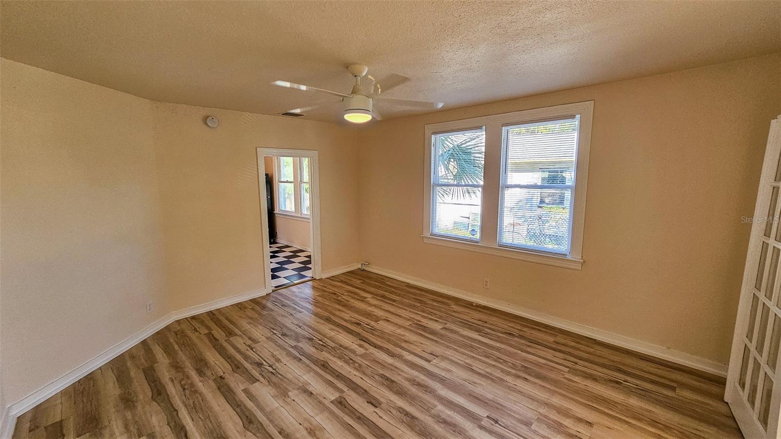 617 NEWTON AVE S, ST PETERSBURG, FL, 33701