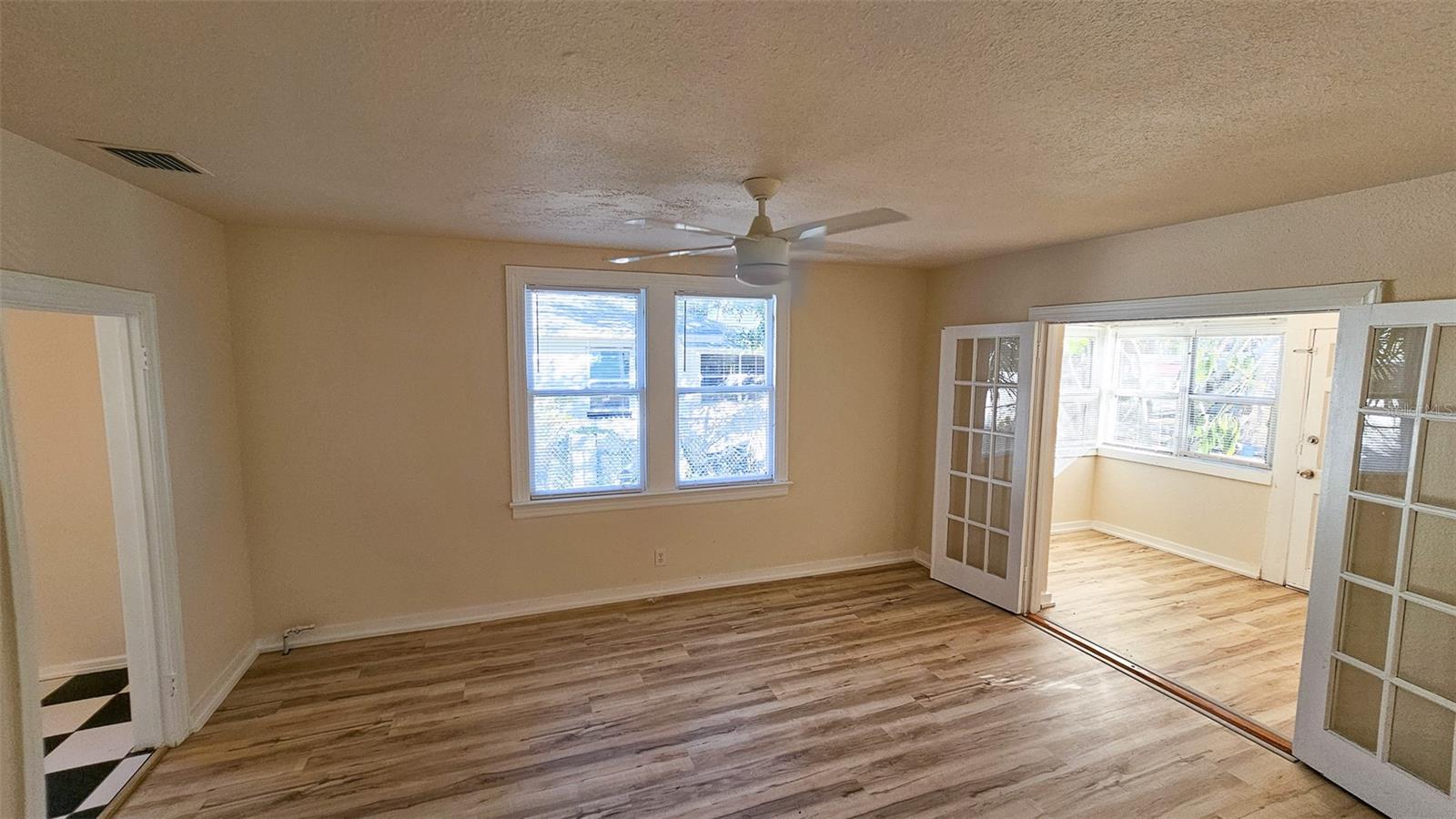 617 NEWTON AVE S, ST PETERSBURG, FL, 33701
