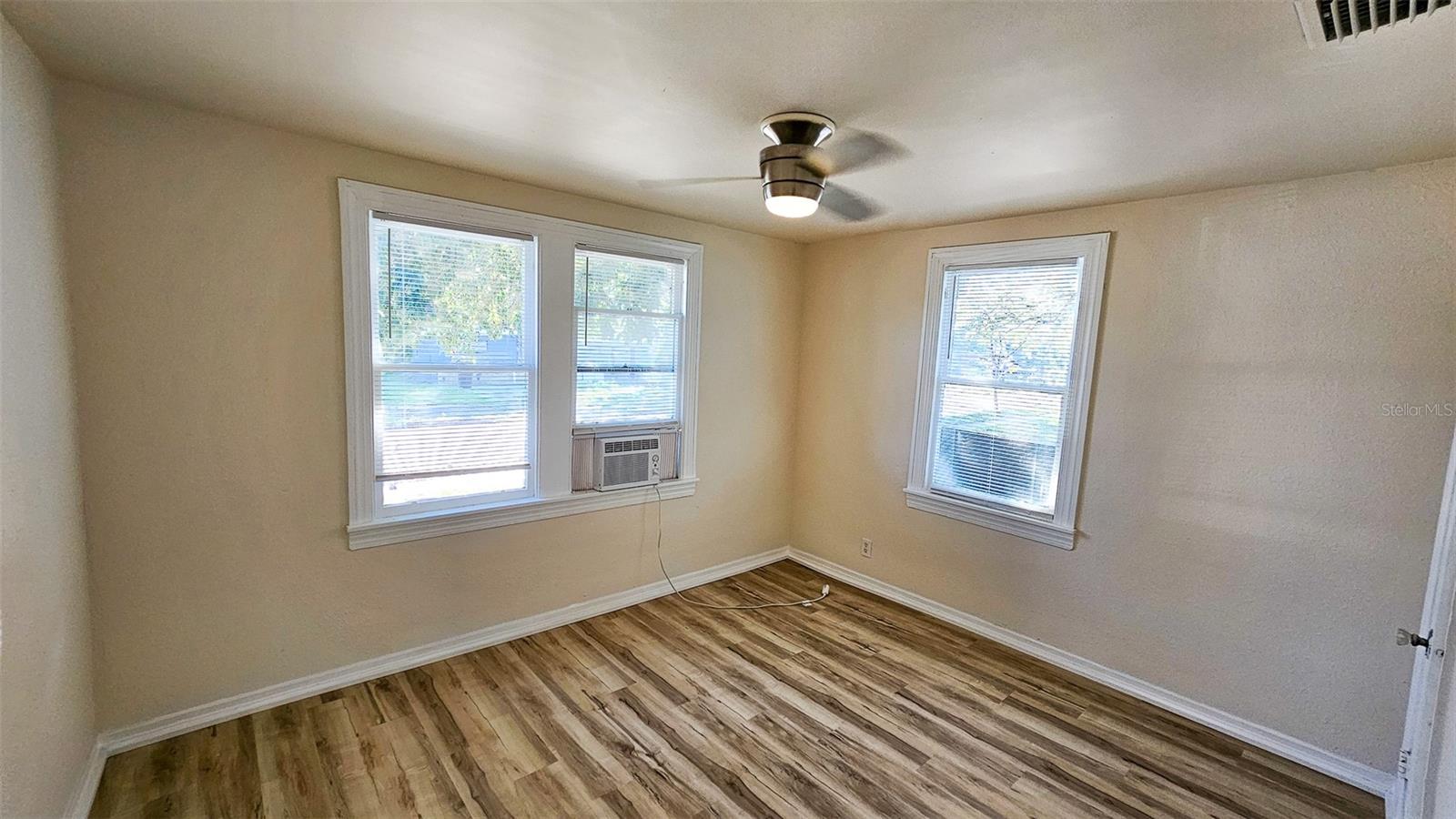 617 NEWTON AVE S, ST PETERSBURG, FL, 33701