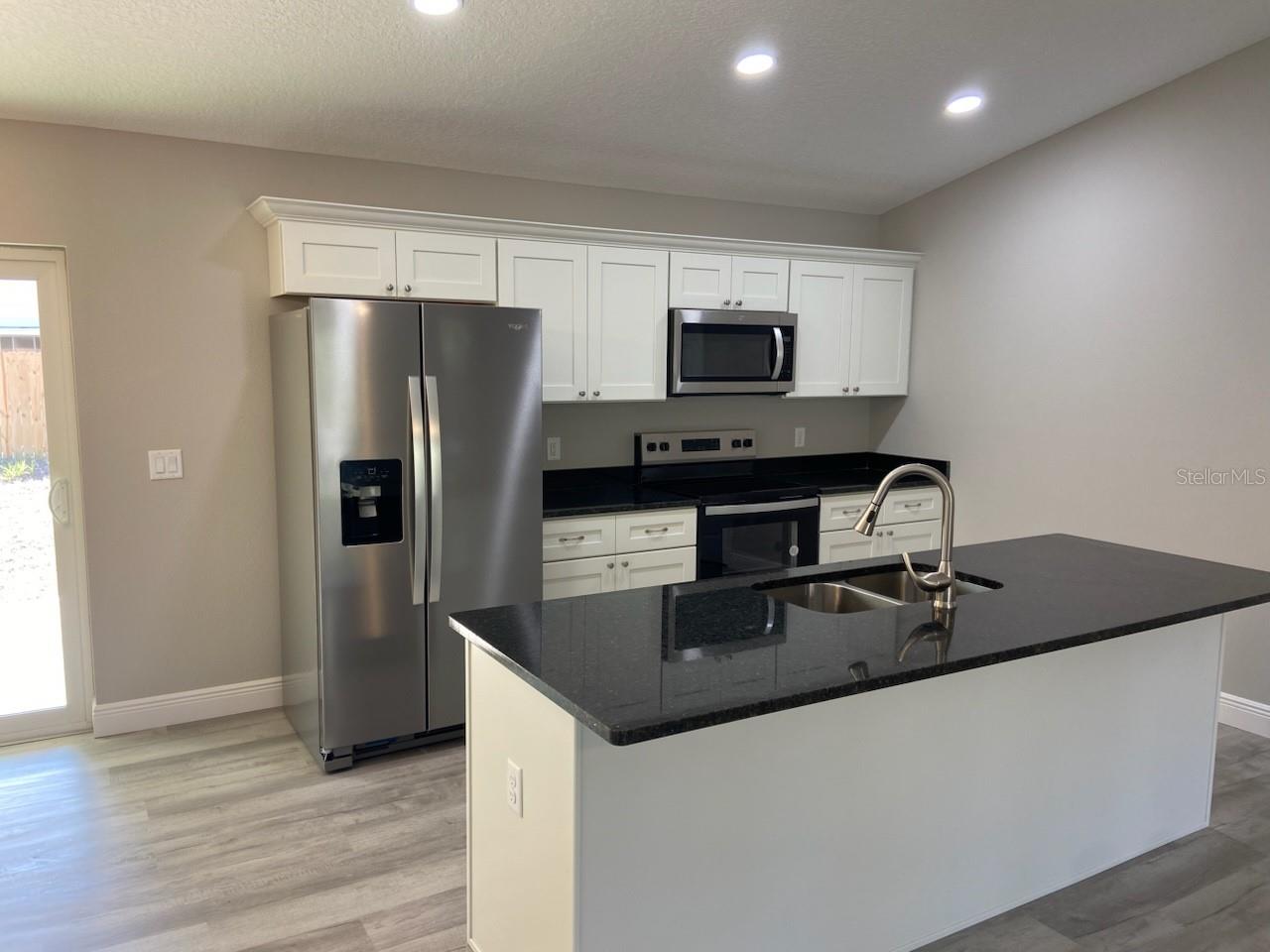 8100 N PICKINZ WAY, DUNNELLON, FL, 34433