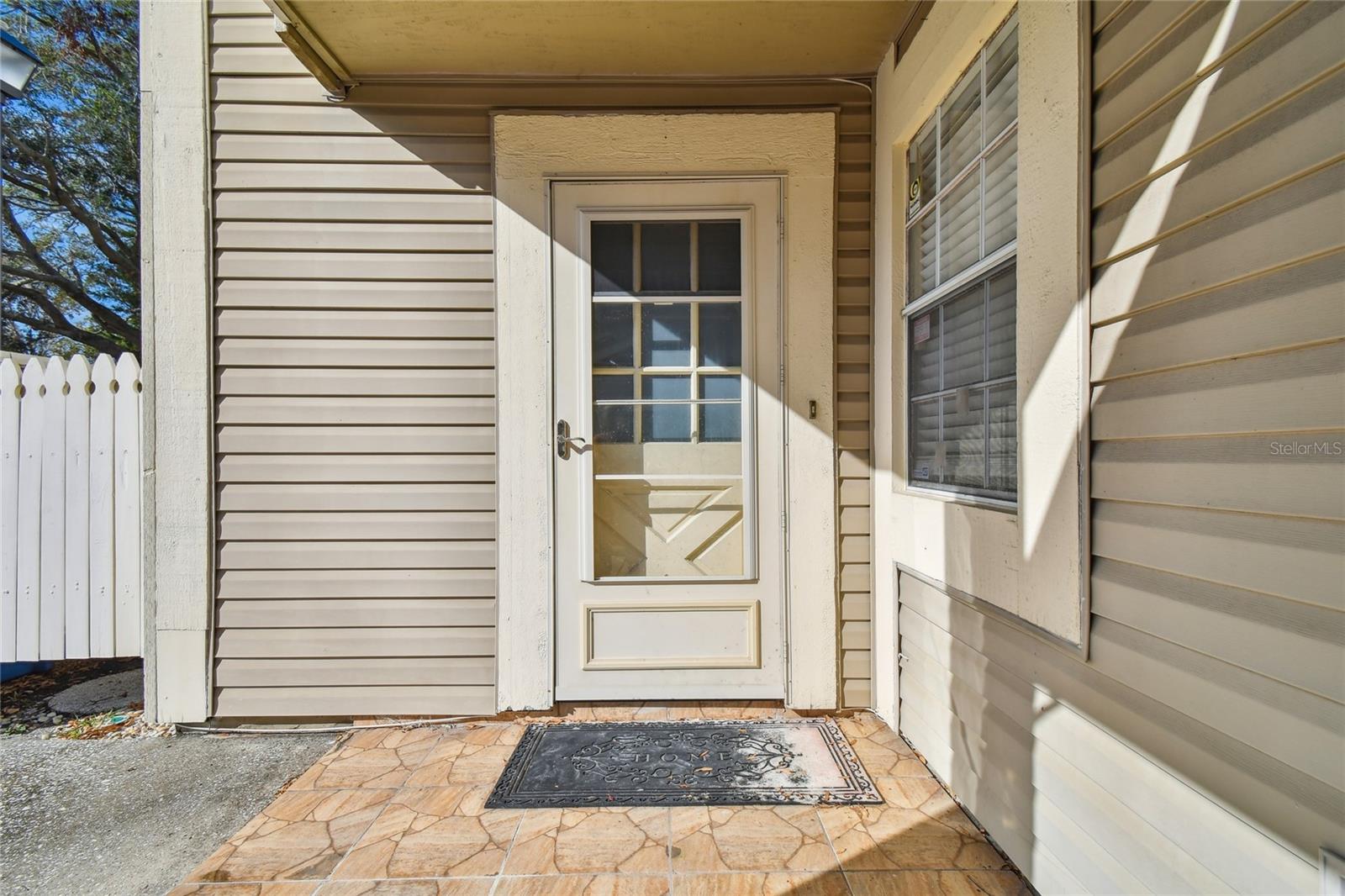 6909 LAKE PLACE CT, TAMPA, FL, 33634