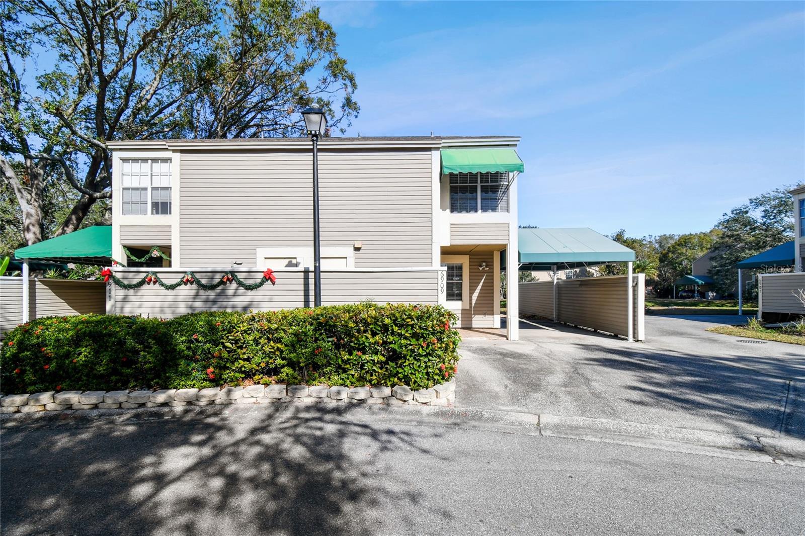 6909 LAKE PLACE CT, TAMPA, FL, 33634