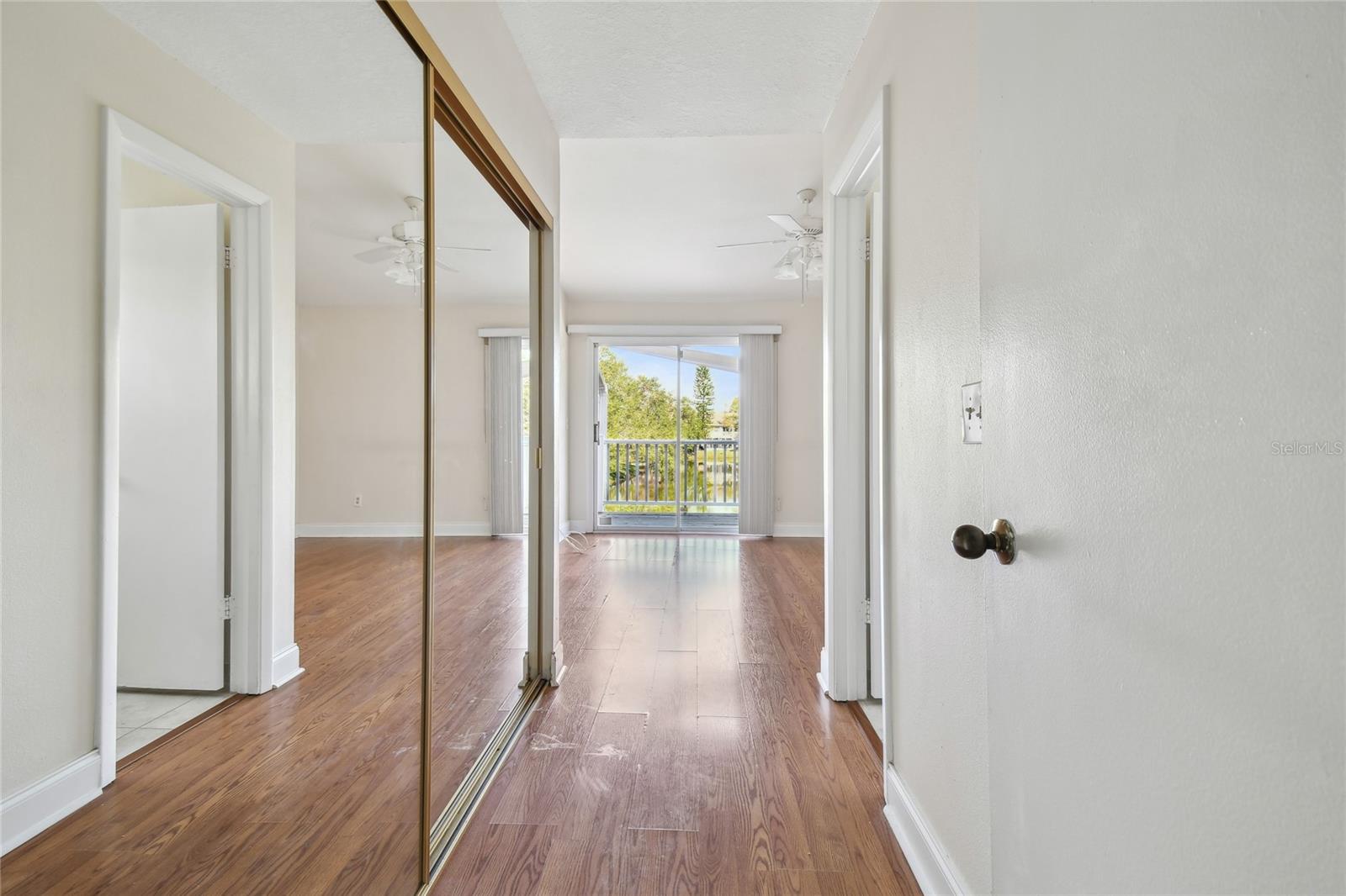 6909 LAKE PLACE CT, TAMPA, FL, 33634