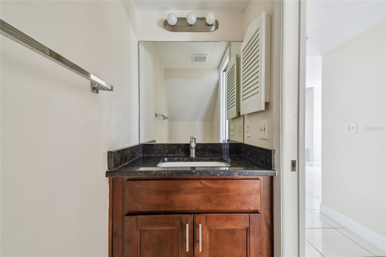 6909 LAKE PLACE CT, TAMPA, FL, 33634