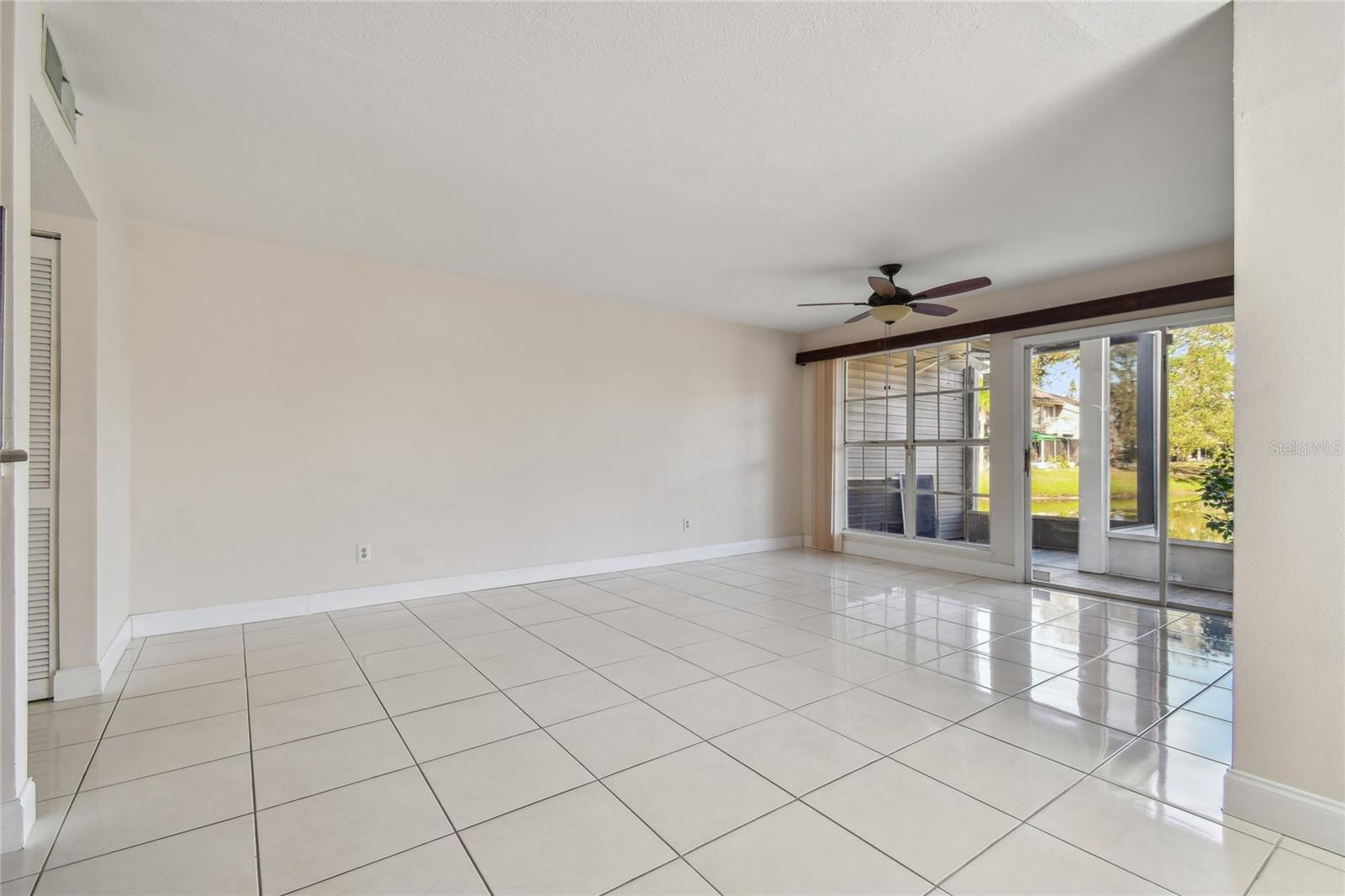 6909 LAKE PLACE CT, TAMPA, FL, 33634