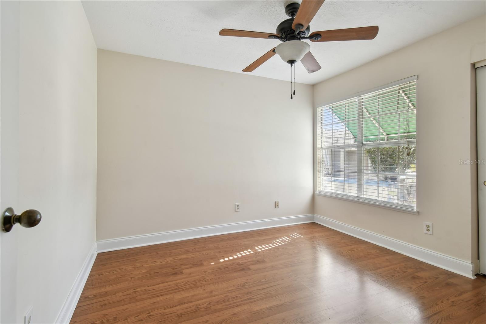 6909 LAKE PLACE CT, TAMPA, FL, 33634