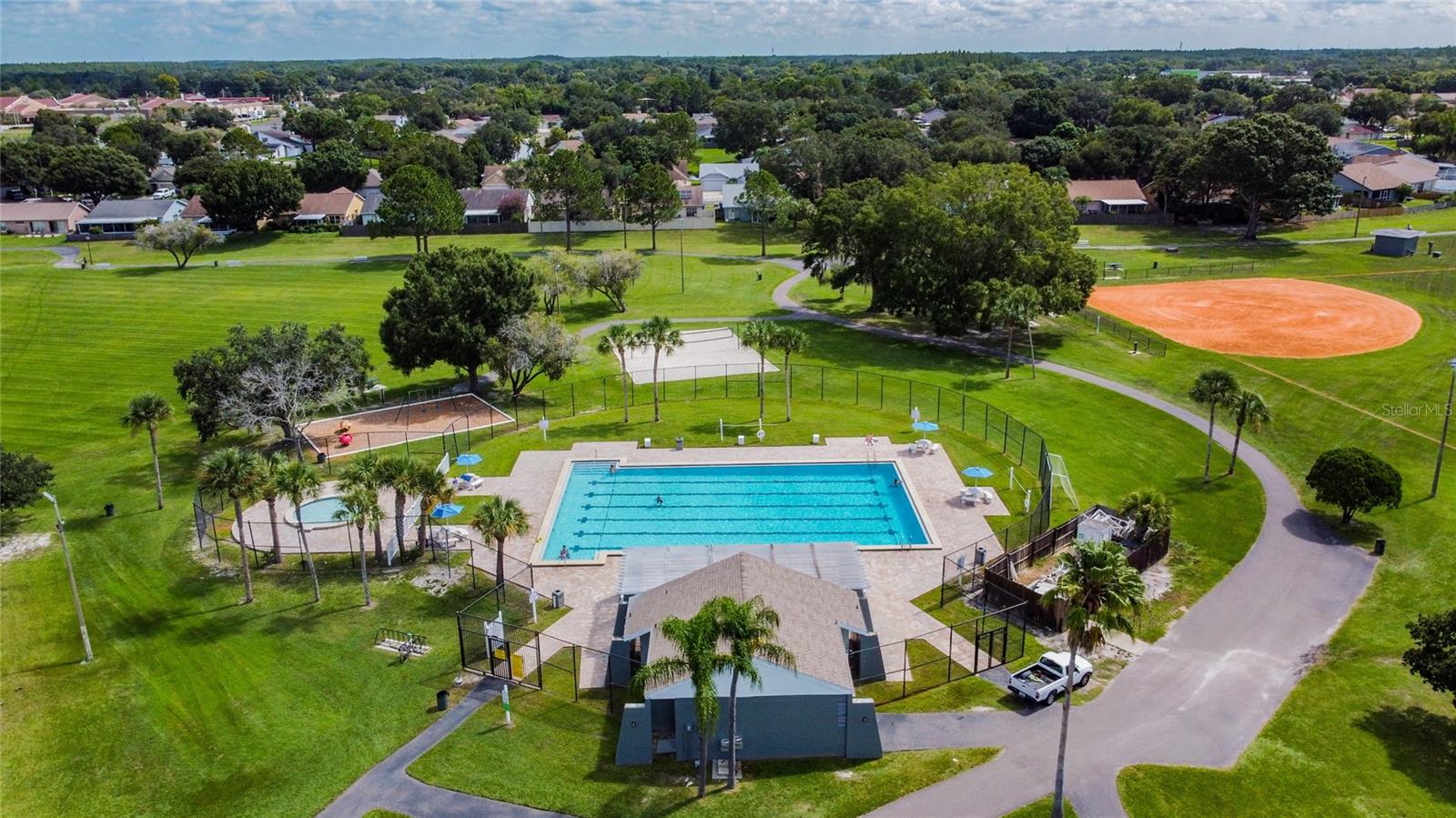 6909 LAKE PLACE CT, TAMPA, FL, 33634