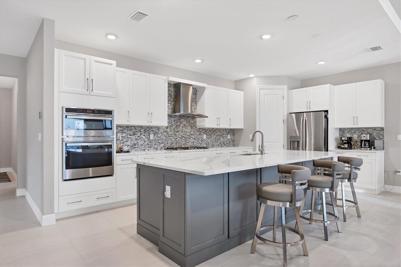 4939 SURFSIDE CIR, BRADENTON, FL, 34211