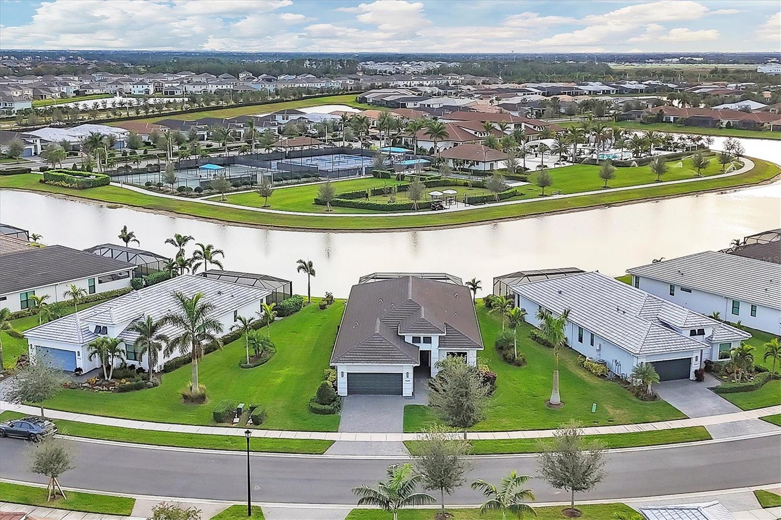4939 SURFSIDE CIR, BRADENTON, FL, 34211