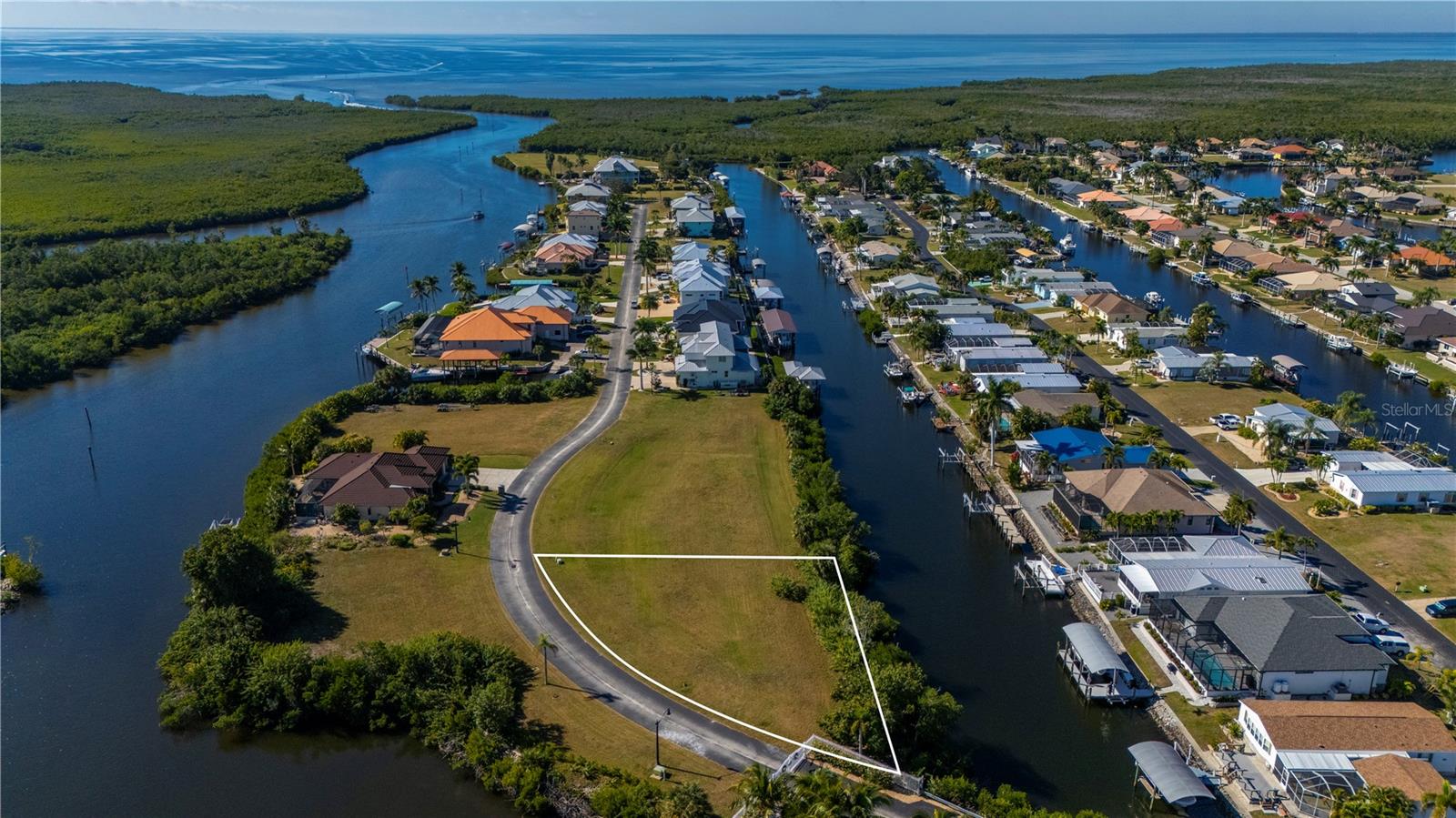 5407 SEA EDGE DR, PUNTA GORDA, FL, 33950