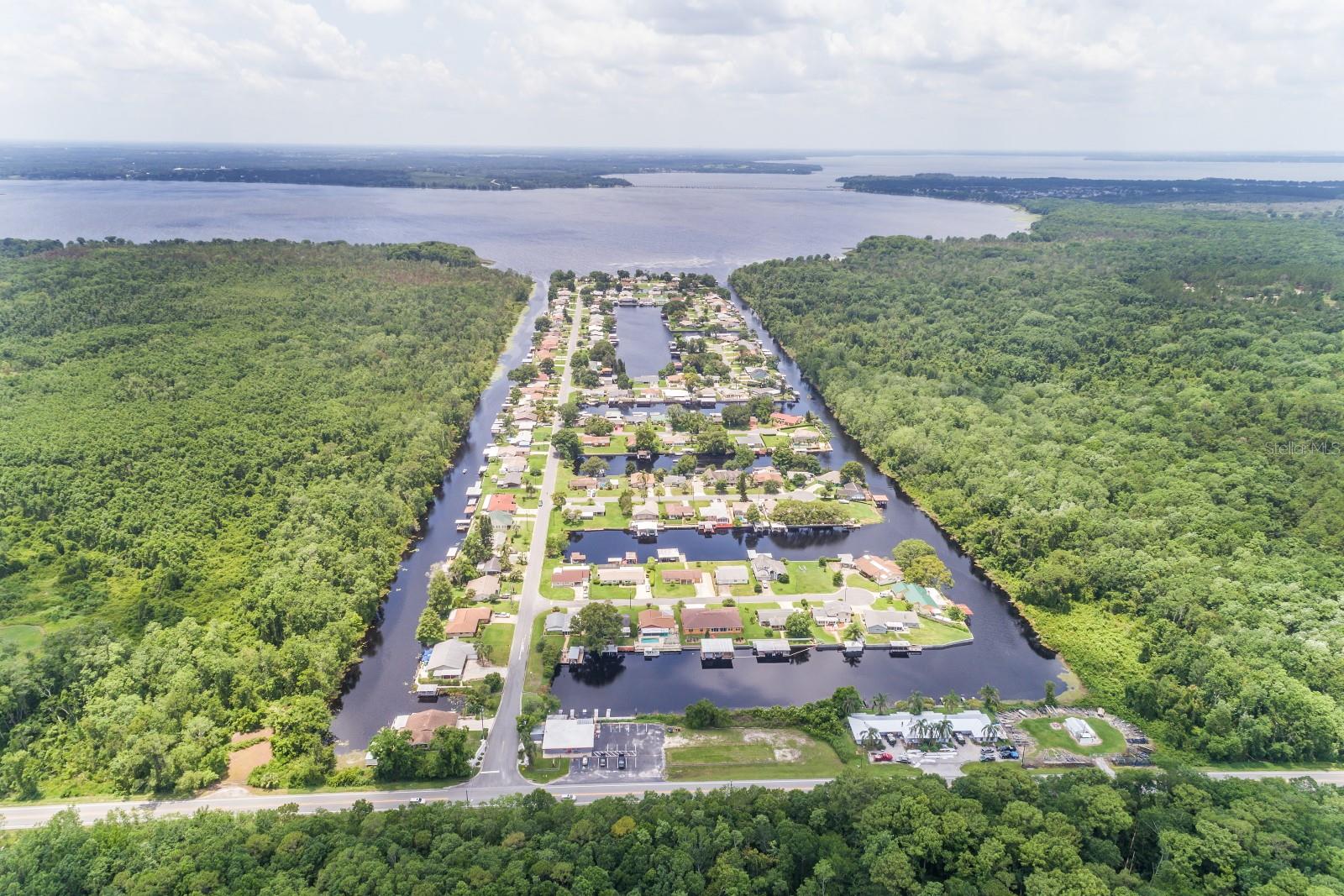 13340 COUNTRY CLUB DR, TAVARES, FL, 32778