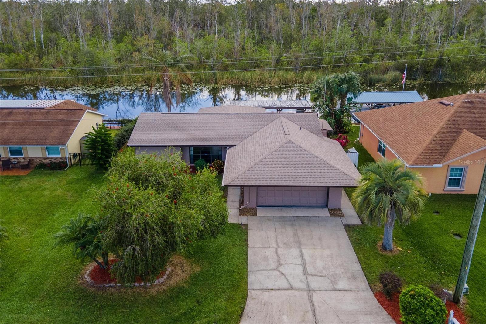 13340 COUNTRY CLUB DR, TAVARES, FL, 32778