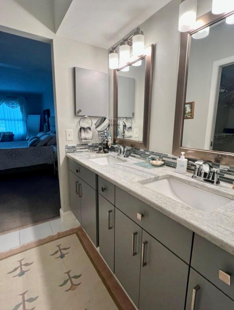 5726 DORAL DR, SARASOTA, FL, 34243