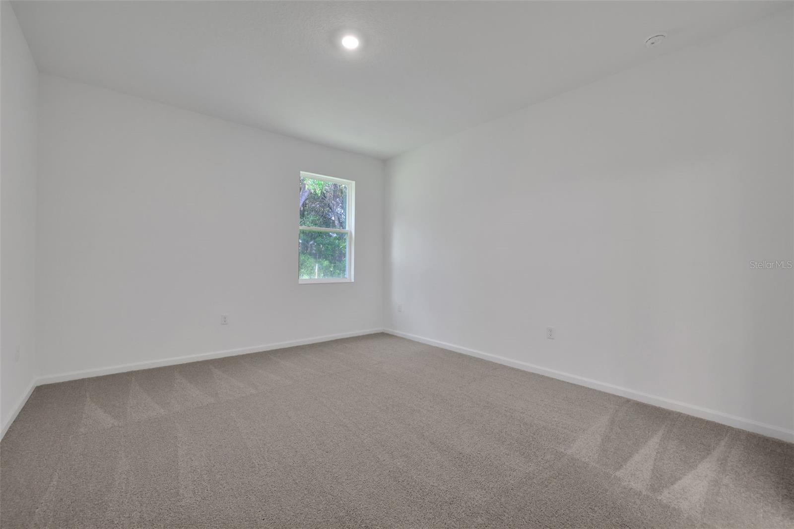 2992 SUPERMARINE RD, TAVARES, FL, 32778