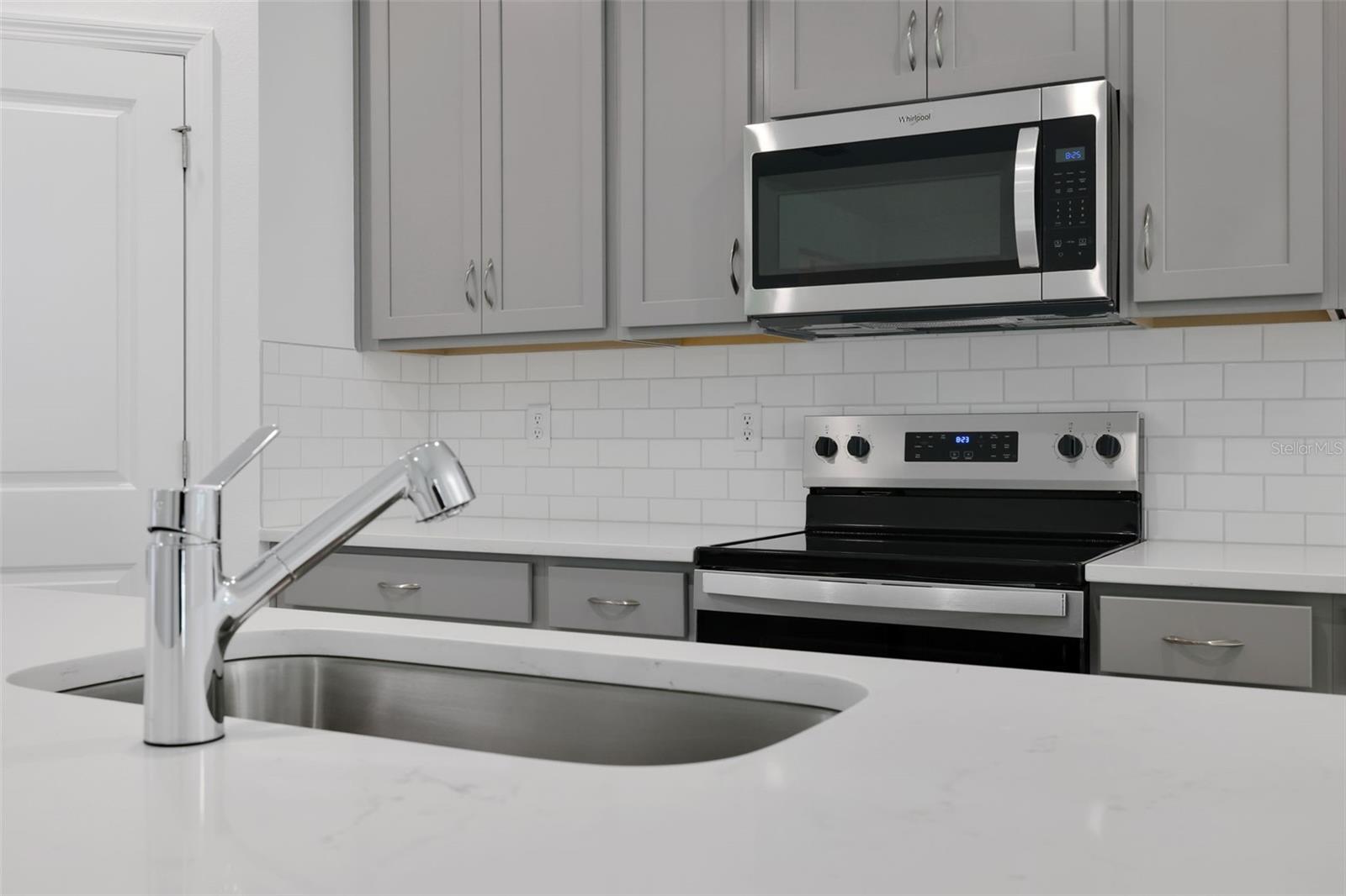 2992 SUPERMARINE RD, TAVARES, FL, 32778
