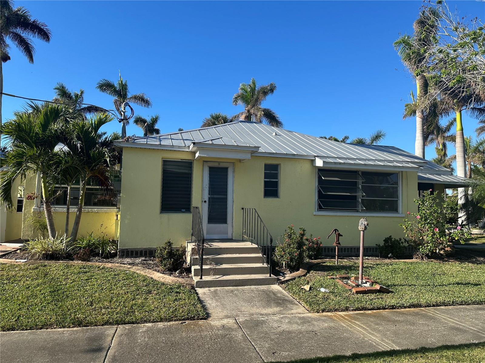 205 CHASTEEN ST, PUNTA GORDA, FL, 33950