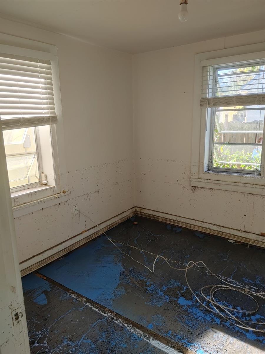 205 CHASTEEN ST, PUNTA GORDA, FL, 33950