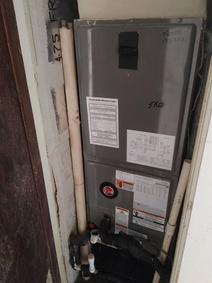 205 CHASTEEN ST, PUNTA GORDA, FL, 33950