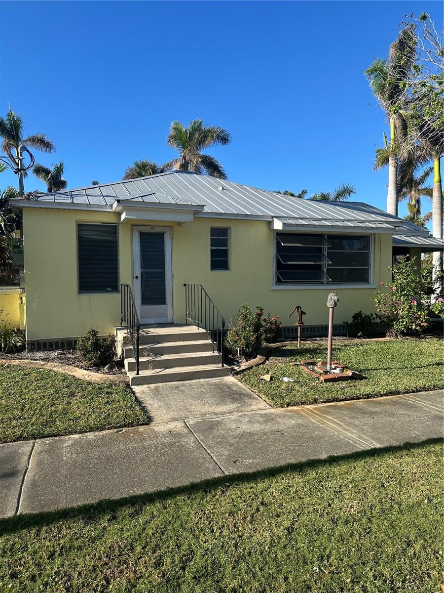 205 CHASTEEN ST, PUNTA GORDA, FL, 33950