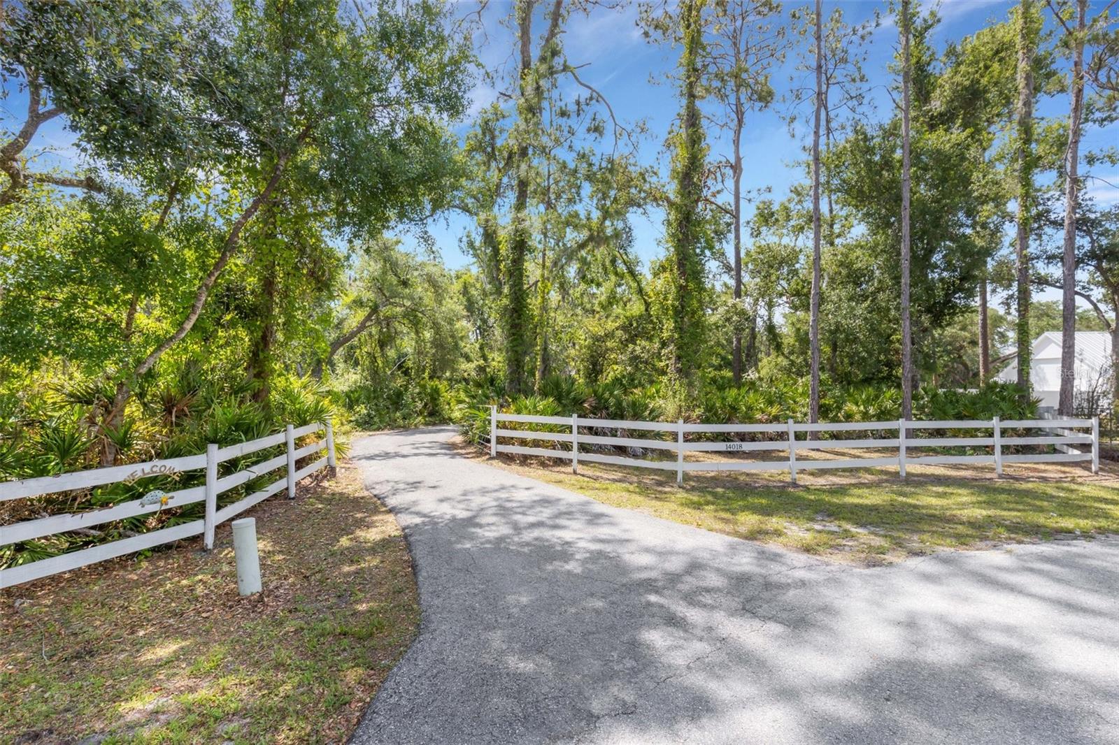 14018 PINE WOODS LN E, SARASOTA, FL, 34240