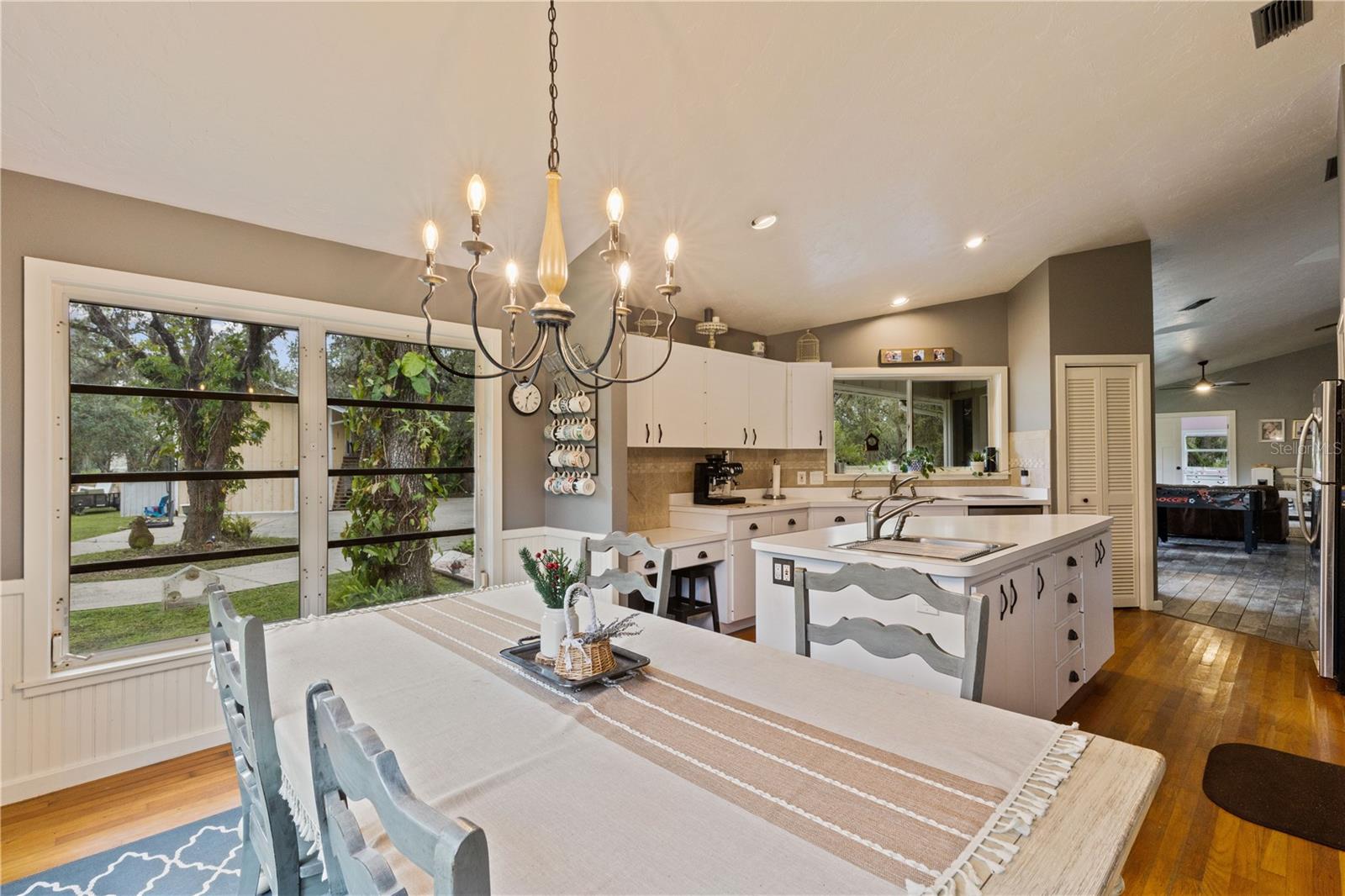 14018 PINE WOODS LN E, SARASOTA, FL, 34240