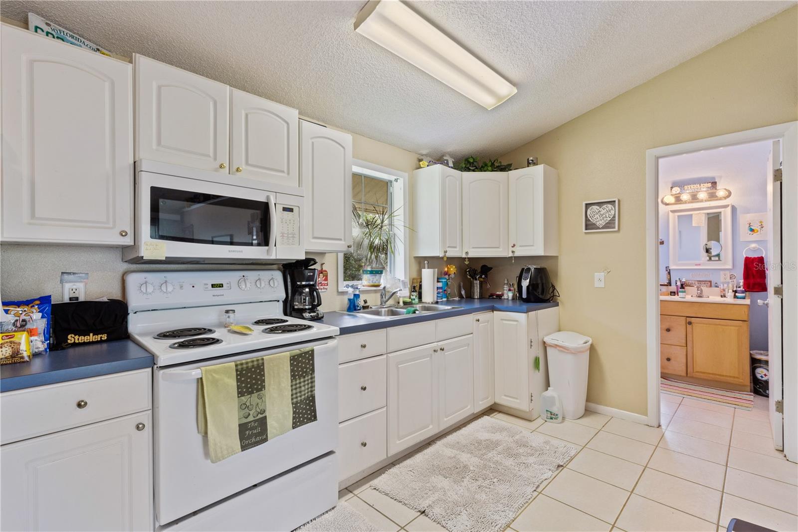 14018 PINE WOODS LN E, SARASOTA, FL, 34240