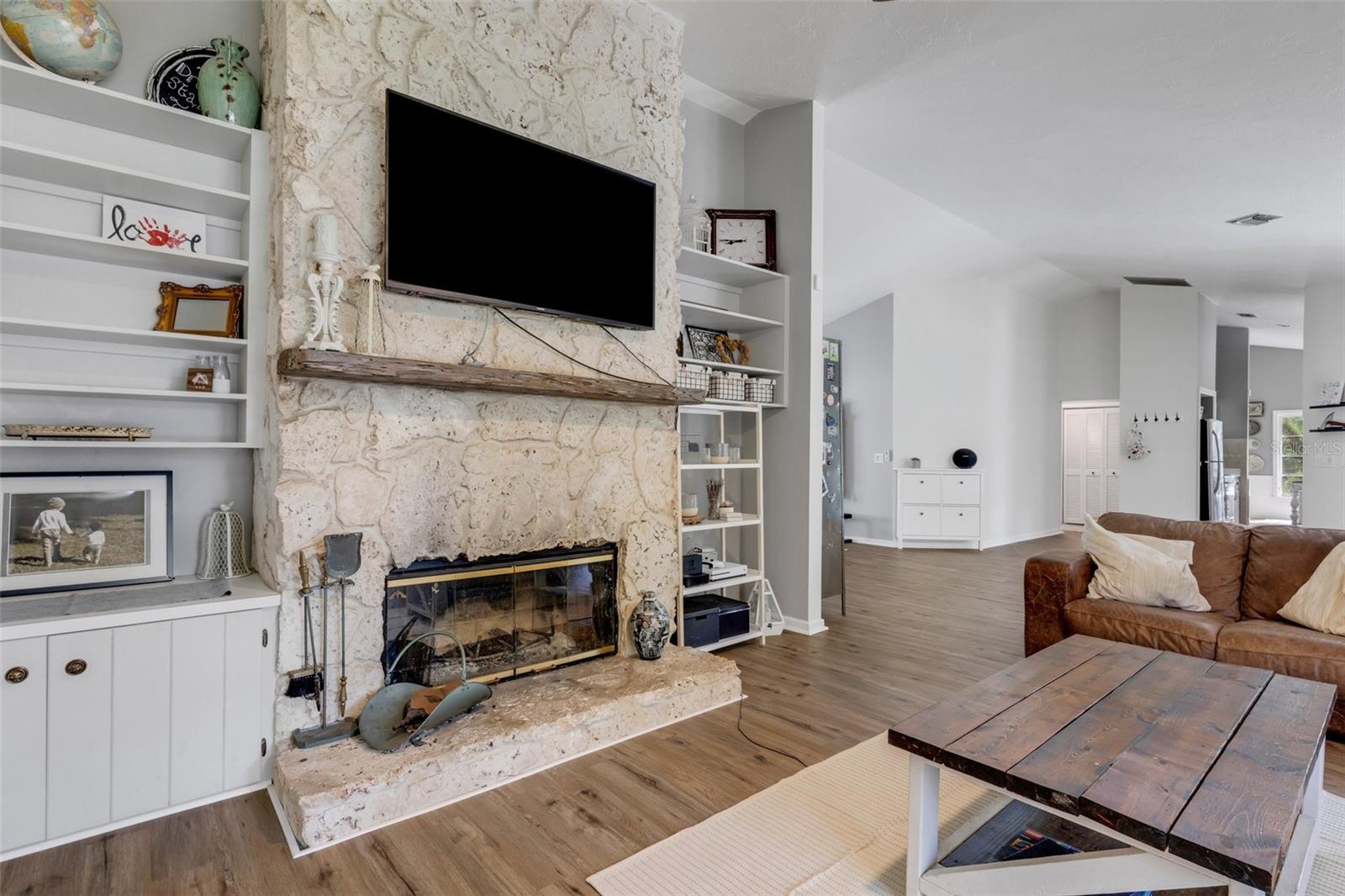 14018 PINE WOODS LN E, SARASOTA, FL, 34240