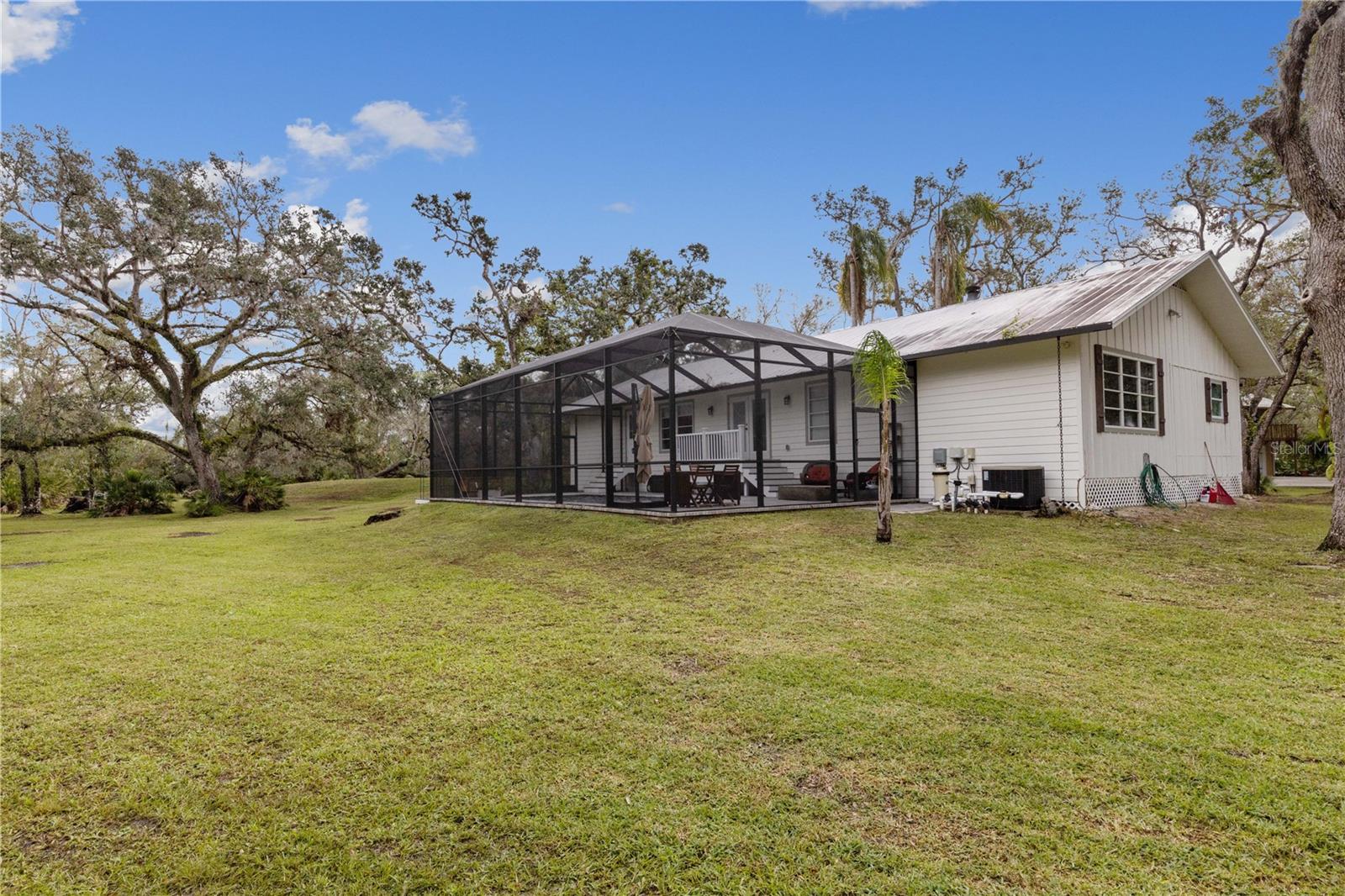 14018 PINE WOODS LN E, SARASOTA, FL, 34240