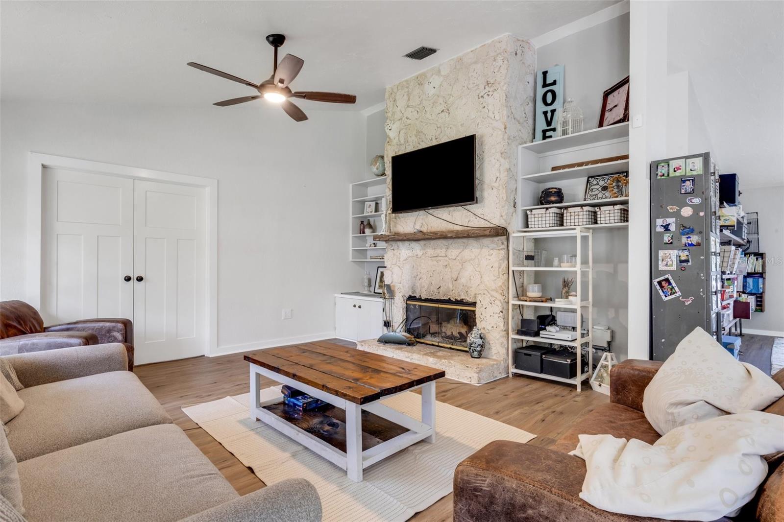 14018 PINE WOODS LN E, SARASOTA, FL, 34240