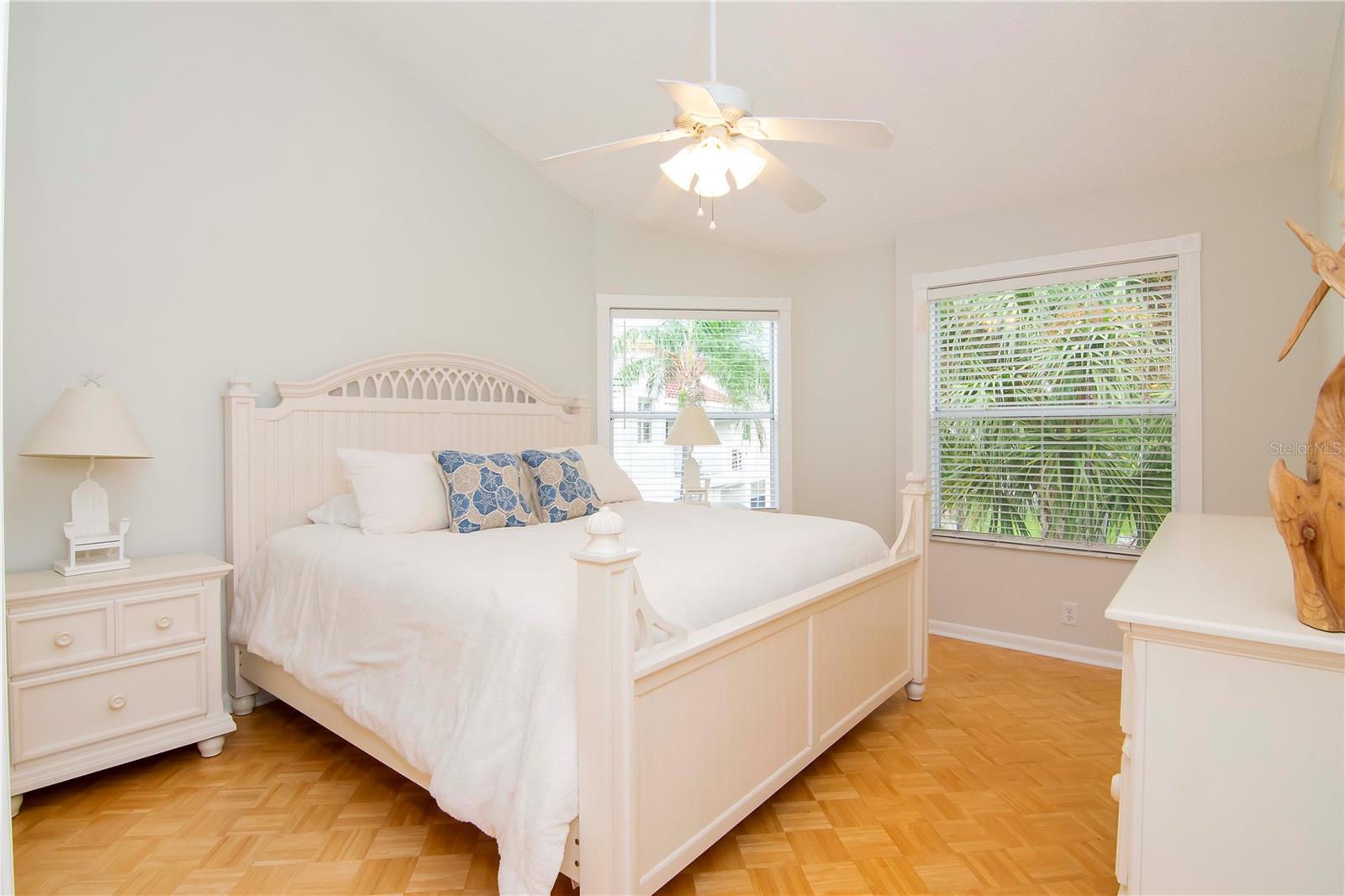 6059 BAHIA DEL MAR BLVD #233, ST PETERSBURG, FL, 33715