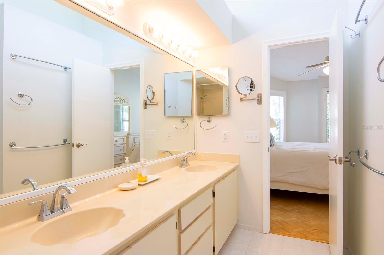 6059 BAHIA DEL MAR BLVD #233, ST PETERSBURG, FL, 33715