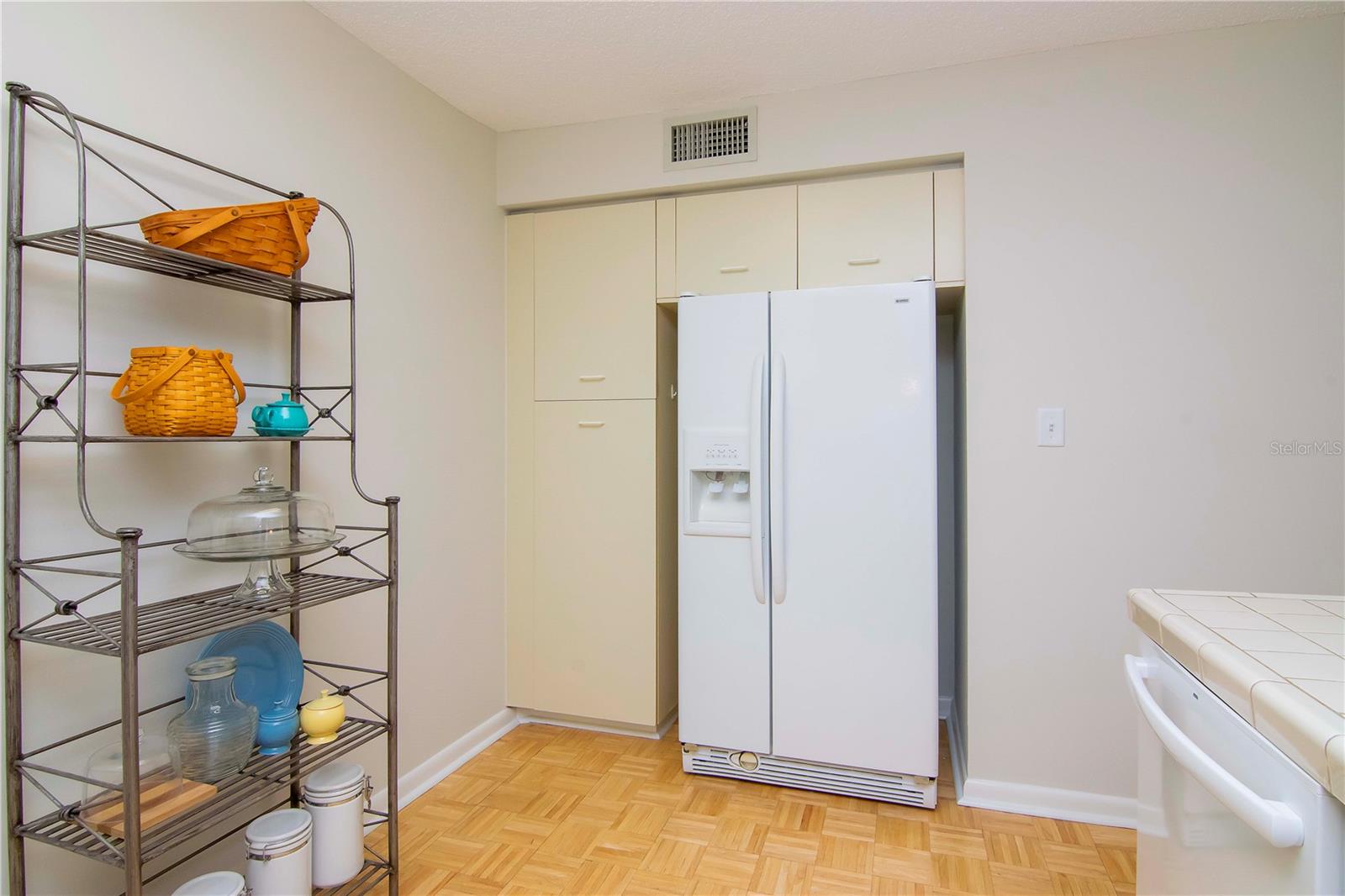 6059 BAHIA DEL MAR BLVD #233, ST PETERSBURG, FL, 33715