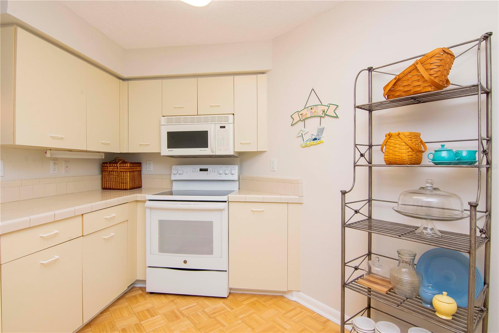 6059 BAHIA DEL MAR BLVD #233, ST PETERSBURG, FL, 33715