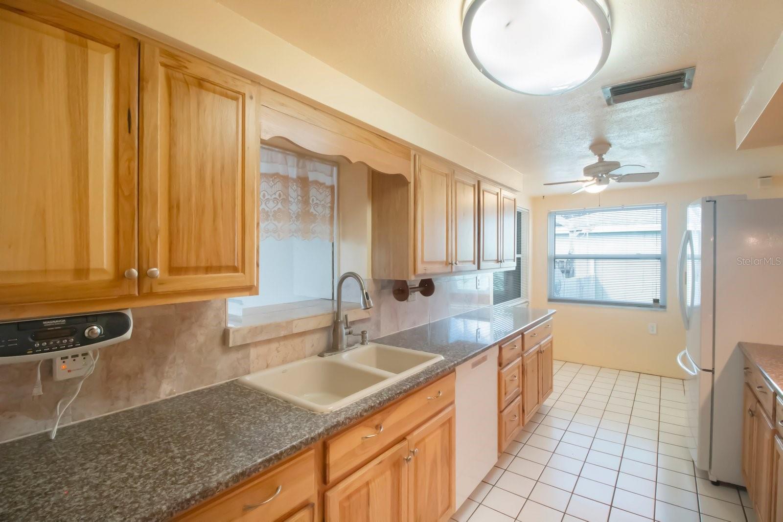 1069 RUSHMORE DR, HOLIDAY, FL, 34690
