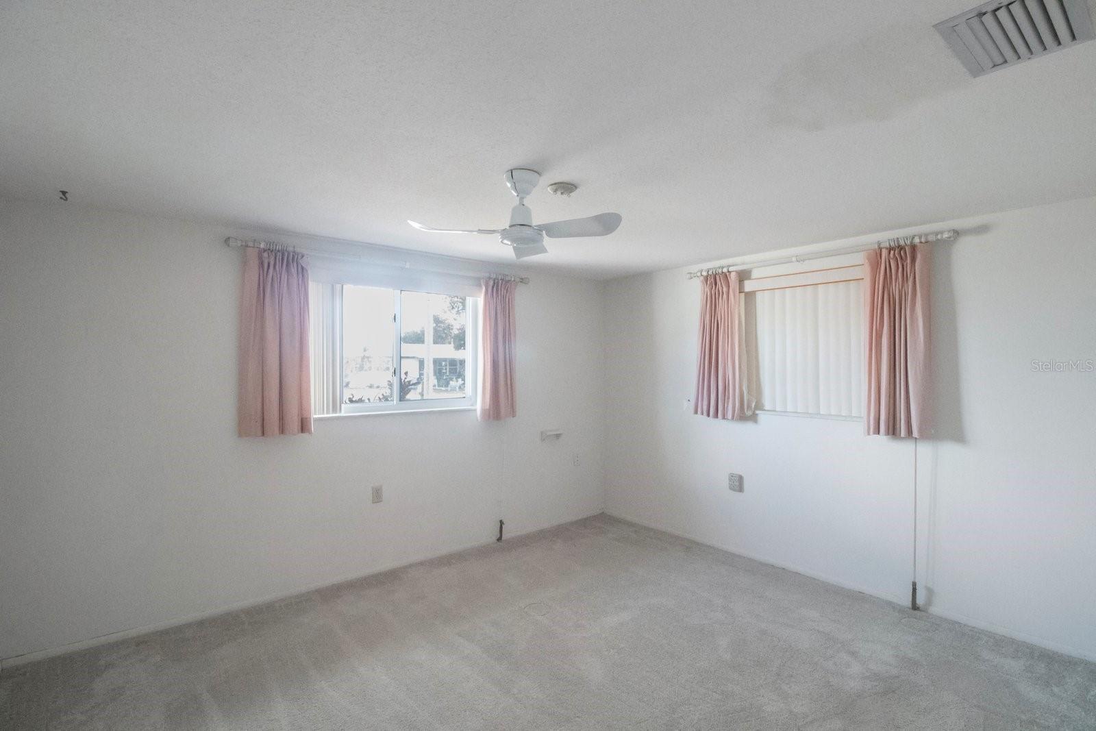 1069 RUSHMORE DR, HOLIDAY, FL, 34690