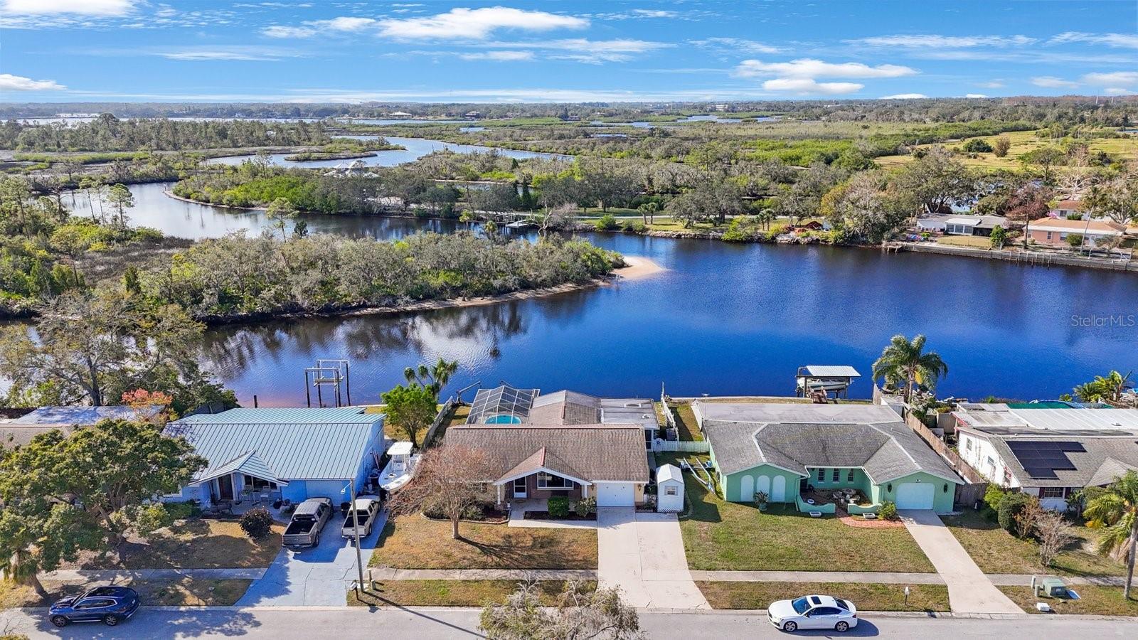 1069 RUSHMORE DR, HOLIDAY, FL, 34690