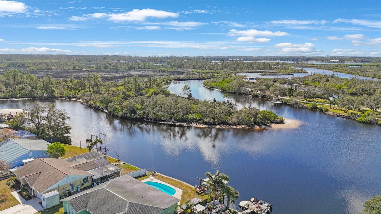 1069 RUSHMORE DR, HOLIDAY, FL, 34690
