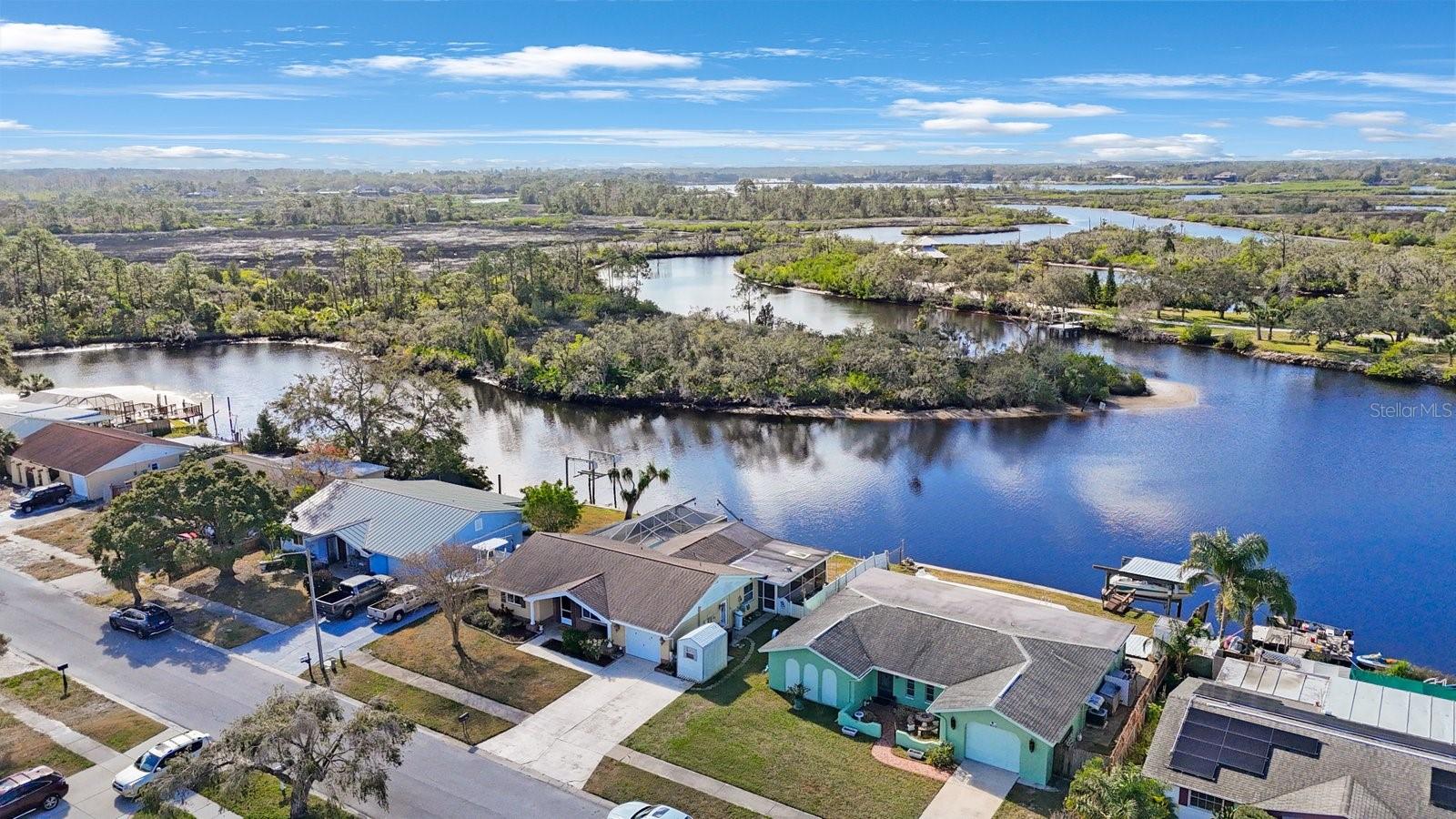1069 RUSHMORE DR, HOLIDAY, FL, 34690